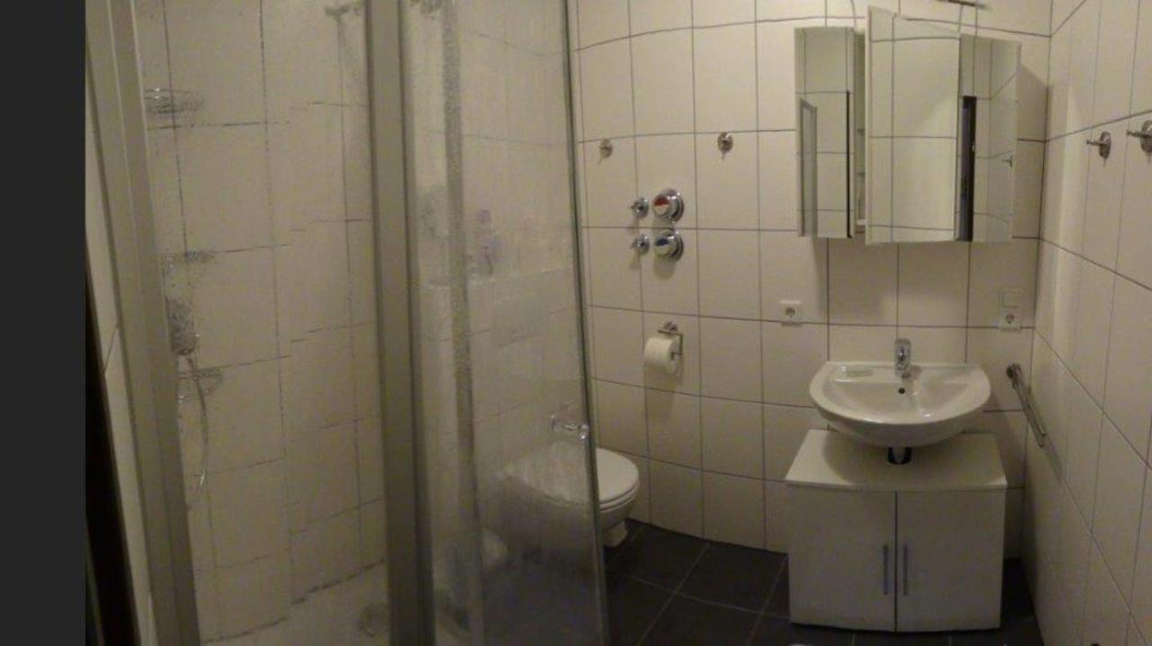 Schoene Einfache Ferienwohnung Mitten In Oldenburg Dış mekan fotoğraf