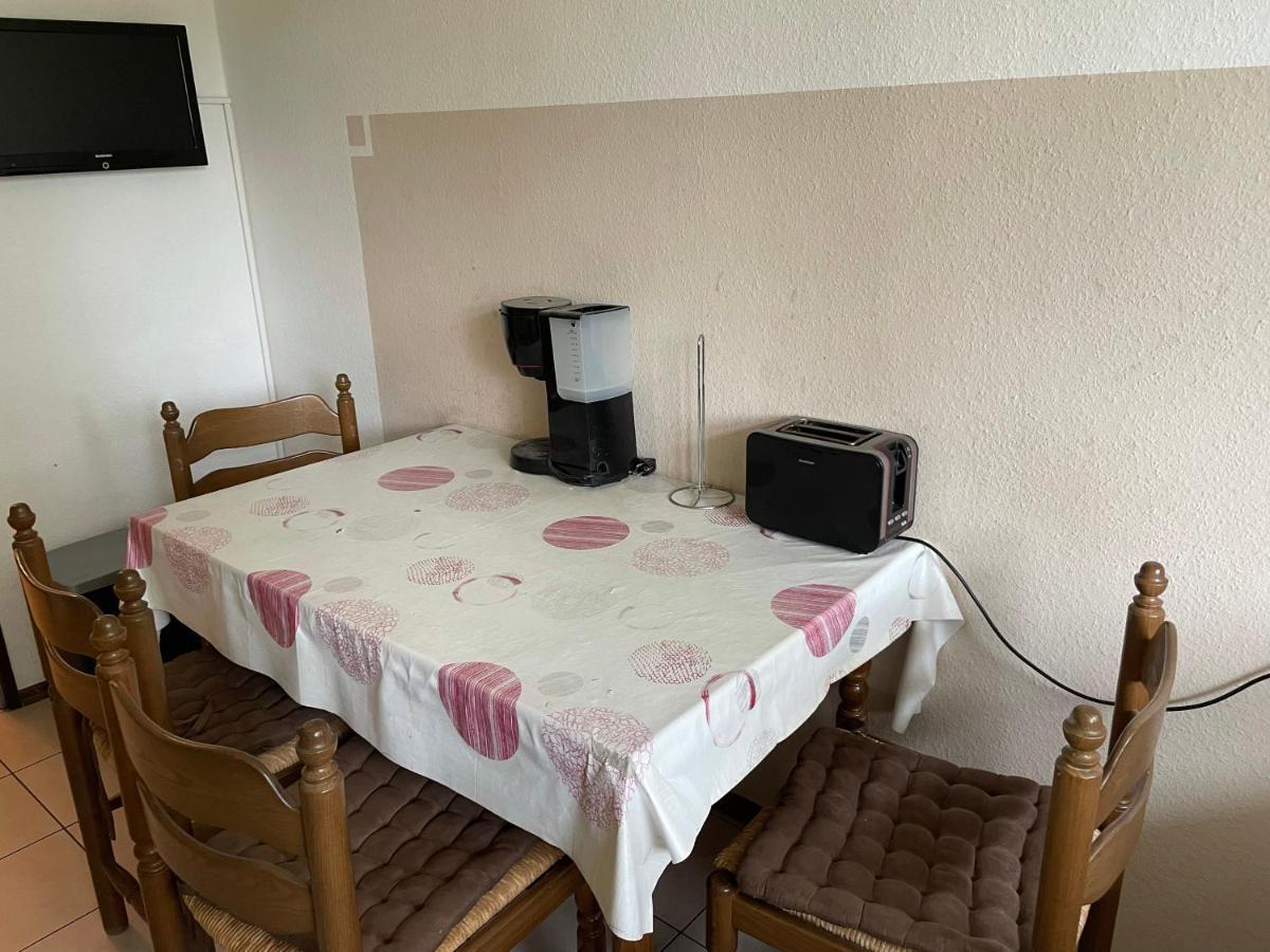 Schoene Einfache Ferienwohnung Mitten In Oldenburg Dış mekan fotoğraf